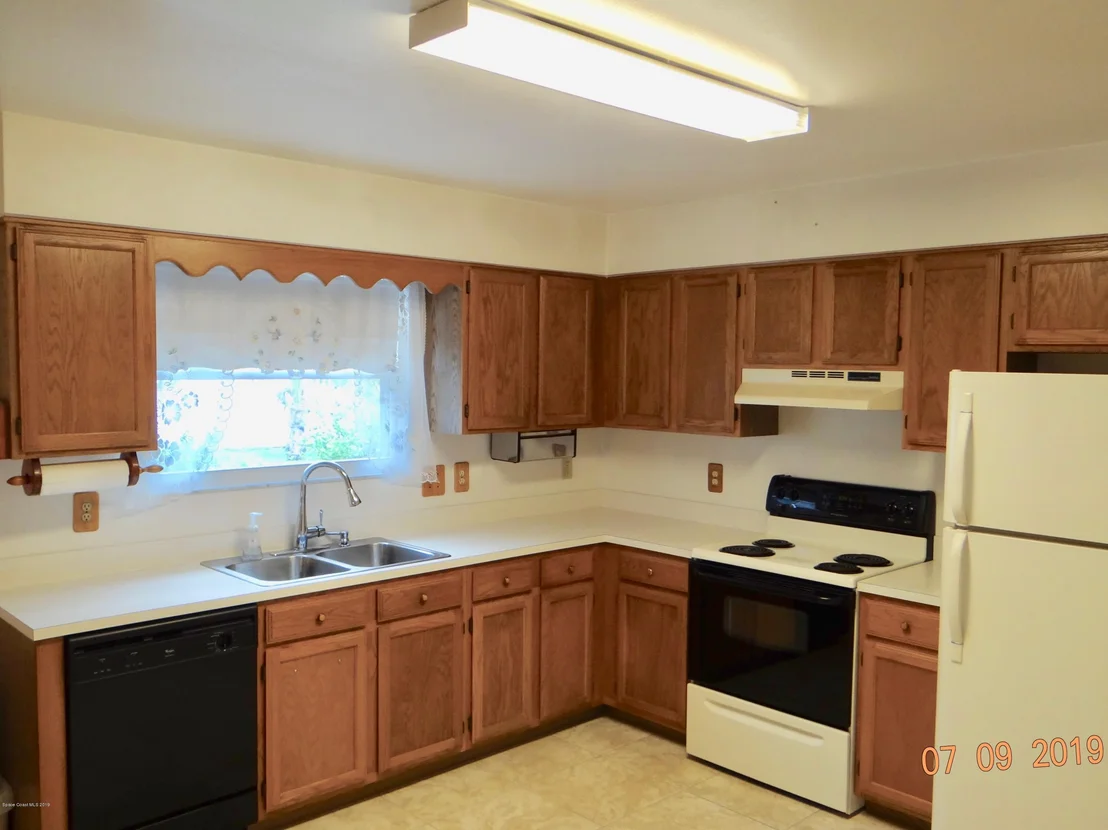 Photo of 1301 Buffing Circle SE