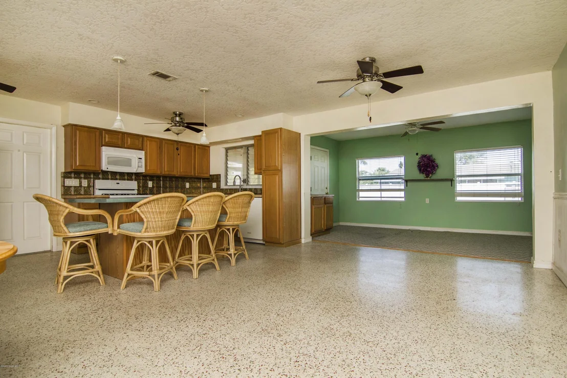 Photo of 235 Ocean Boulevard