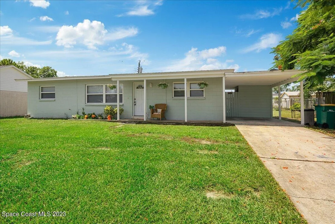 Photo of 2559 Floridiane Drive