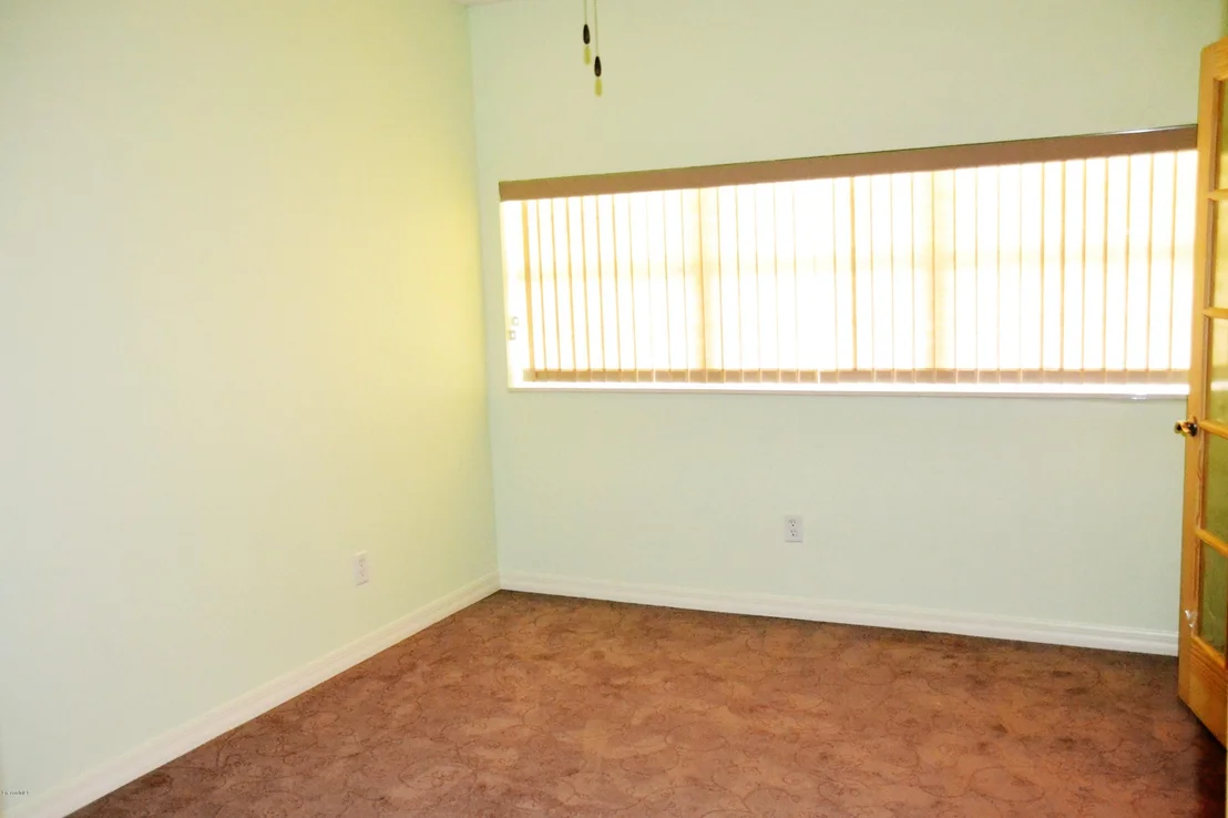 Photo of 1710 Trimble Road