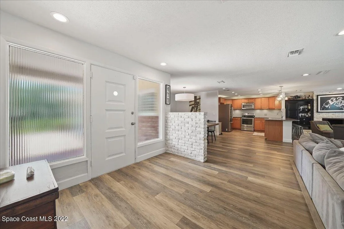 Photo of 608 Oak Ridge Drive