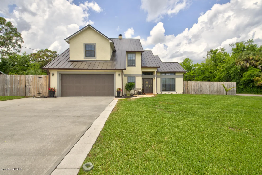 Photo of 6300 Janina Road