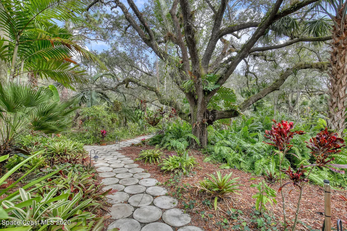 Photo of 3880 Leghorn Road