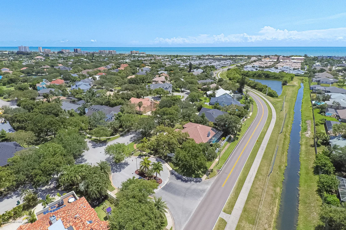Photo of 463 Peregrine Drive