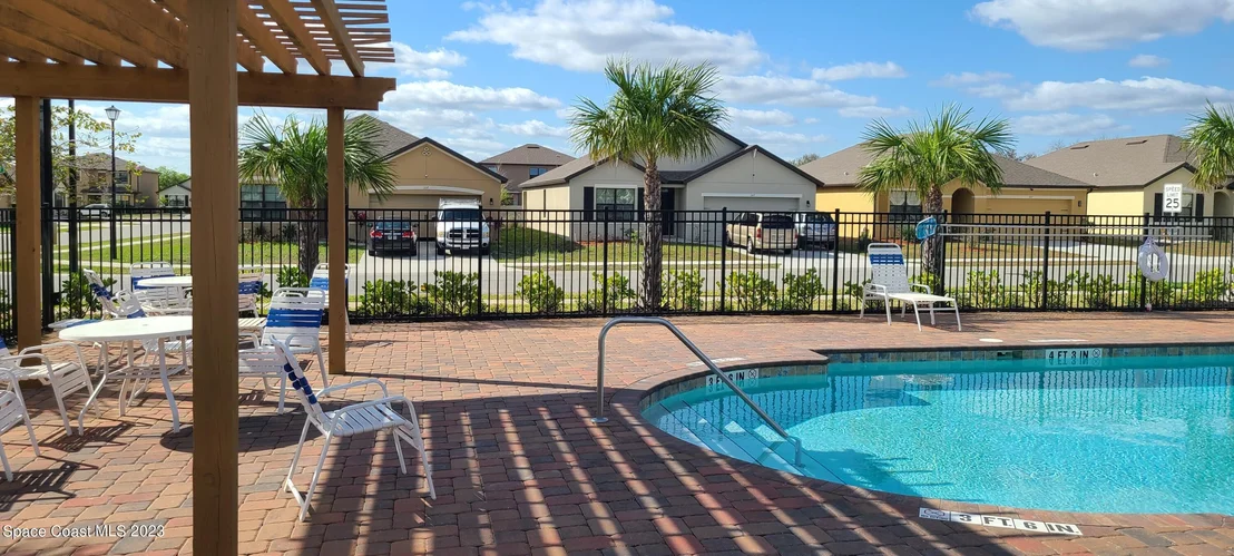 Photo of 548 Coyote Drive