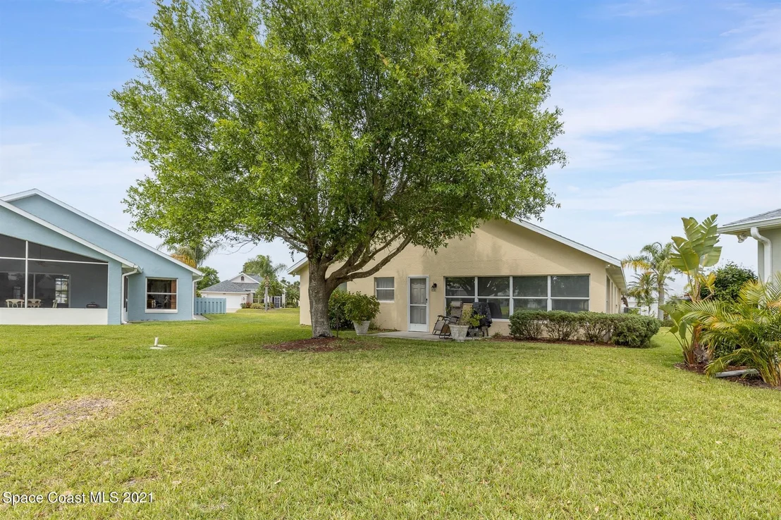 Photo of 2355 Addington Circle