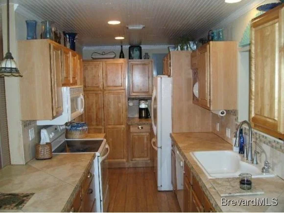 Photo of 102 N Harris