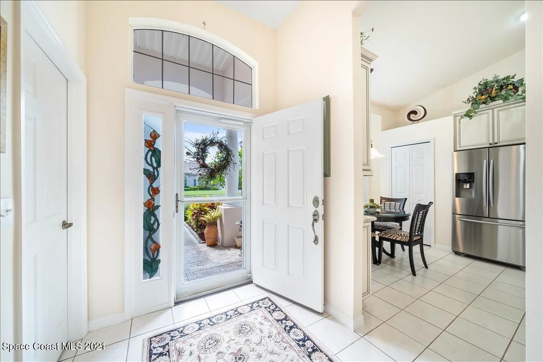 Photo of 408 Renaissance Avenue
