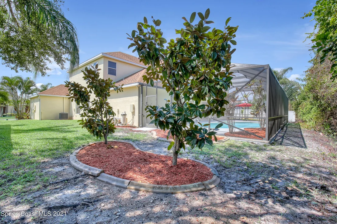 Photo of 3266 Peninsula Circle