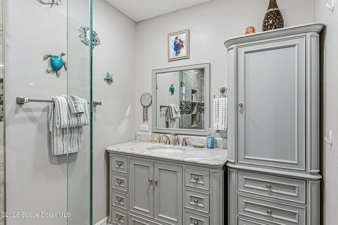 Photo of 413 Orlov Road NW