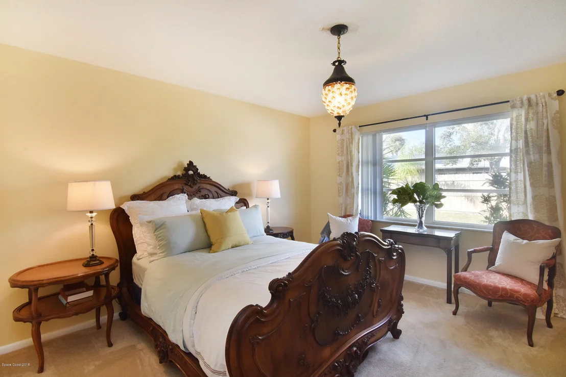Photo of 385 Formosa Drive