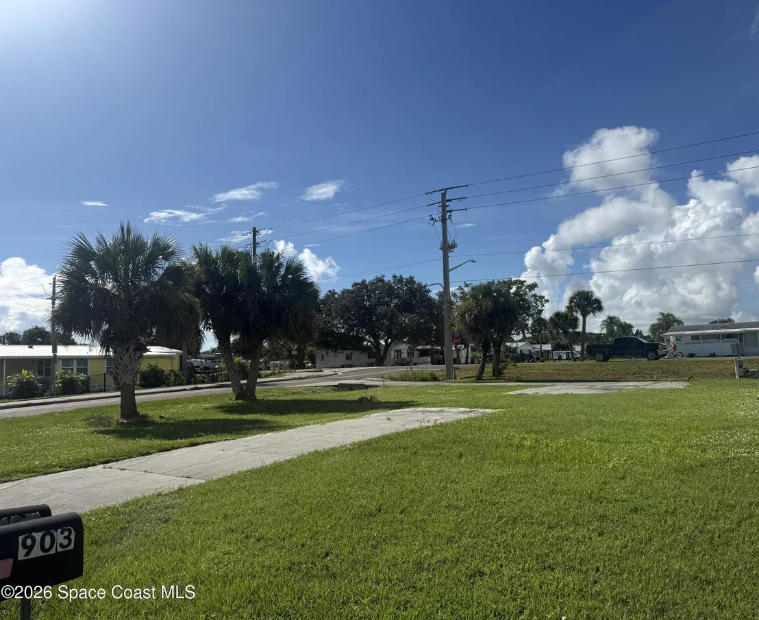 Photo of 297 Egret Circle