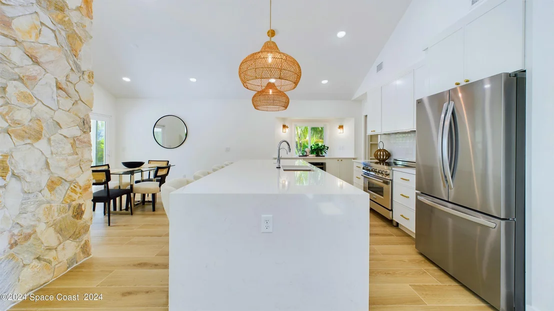 Photo of 396 Riverview Lane