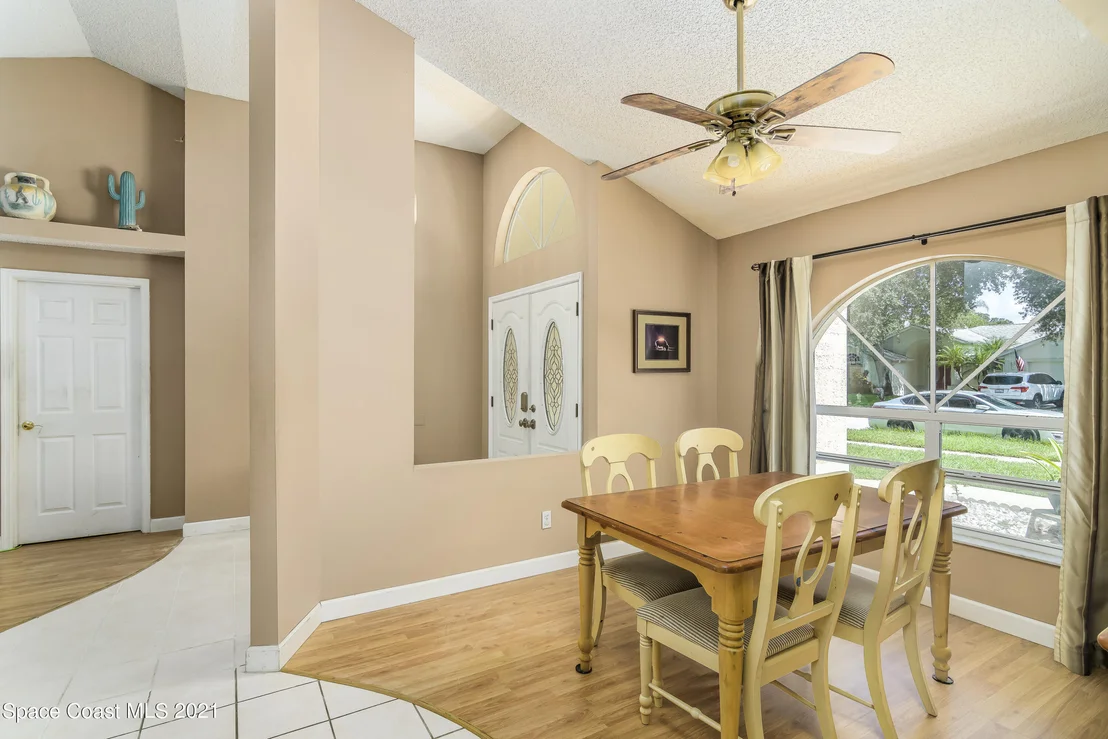 Photo of 3232 Lago Vista Drive