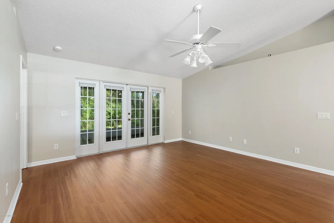 Photo of 1100 Pine Creek Circle NE