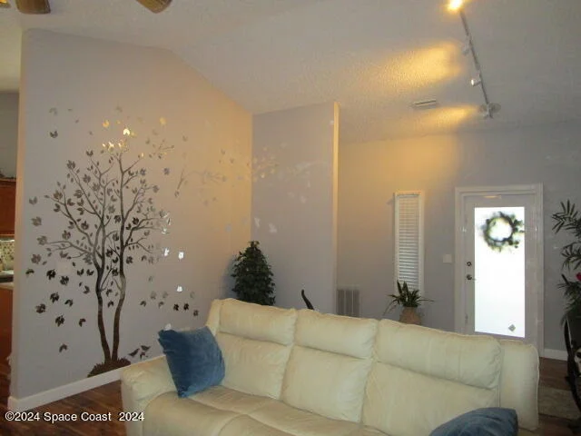 Photo of 1575 Pace Drive NW