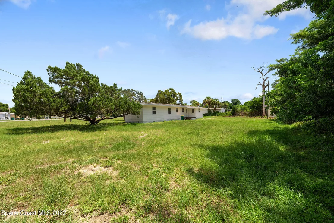 Photo of 1805 W Elm Drive