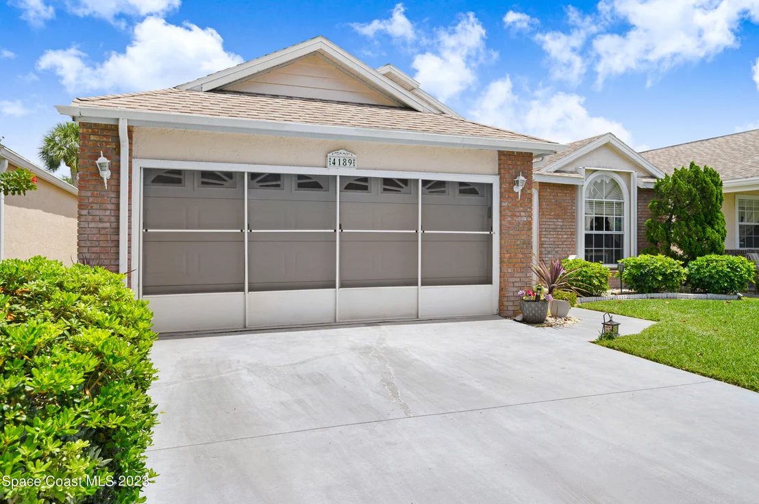 Photo of 4189 Green Oak Drive