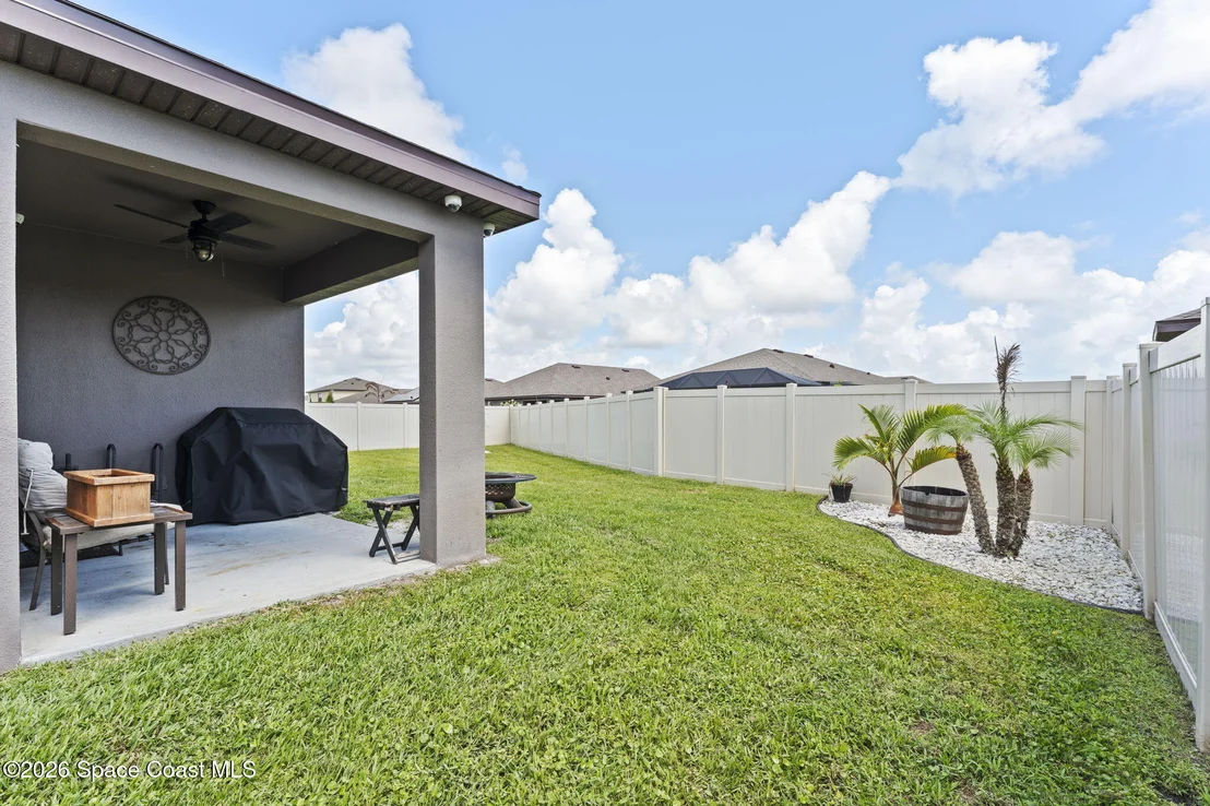 Photo of 7284 Topaz Drive