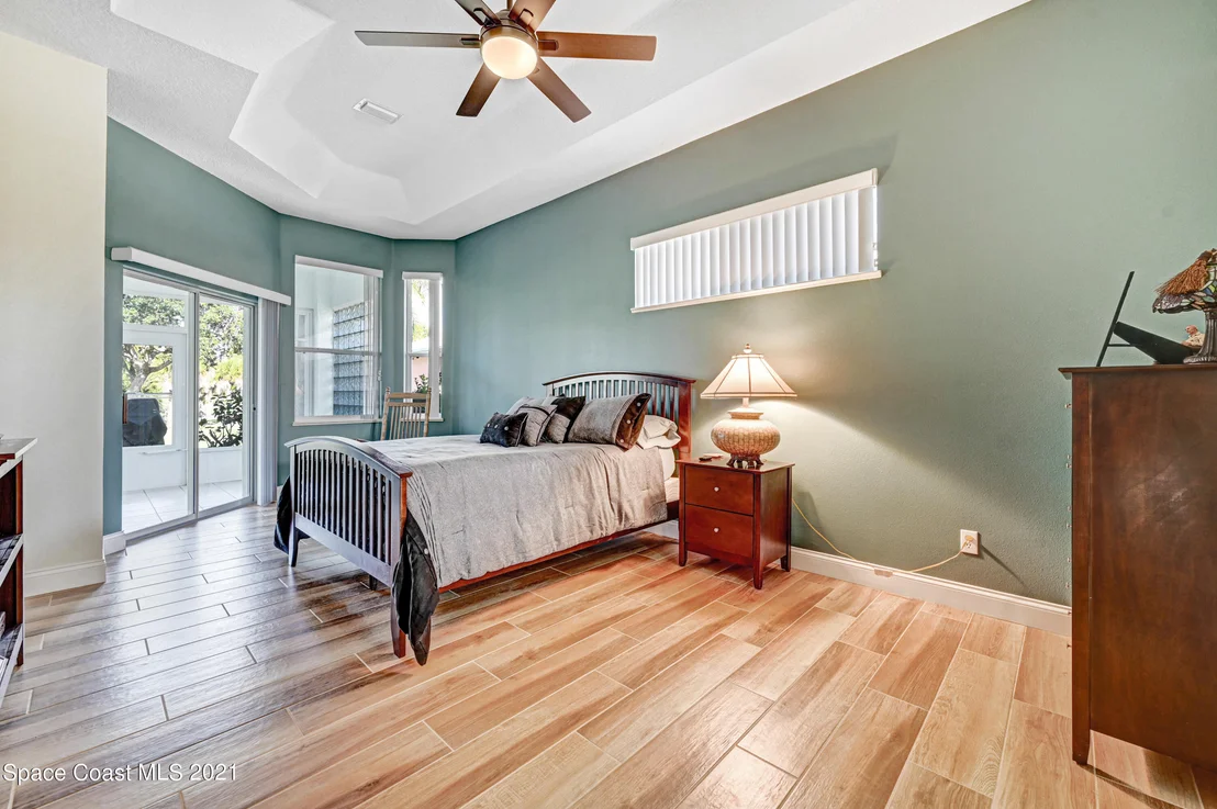 Photo of 2571 Canterbury Circle