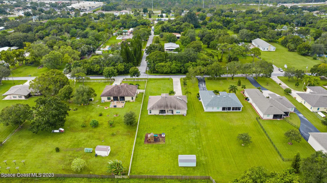 Photo of 1840 Trimble Road
