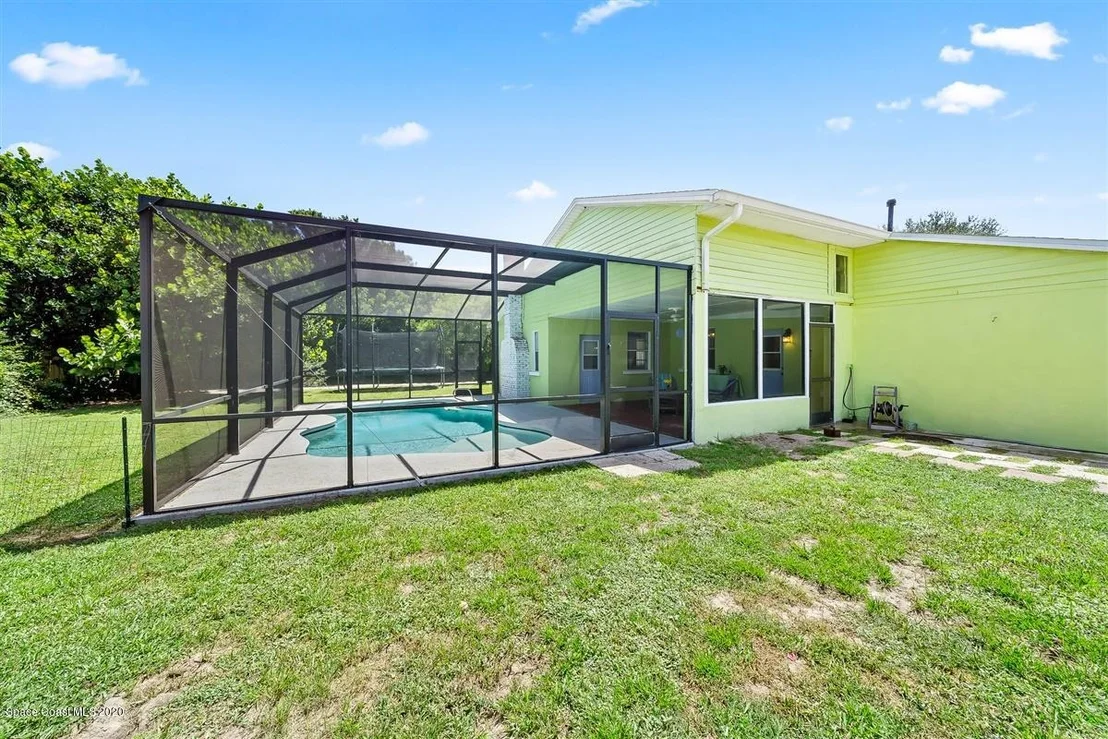 Photo of 1636 Grandview Way