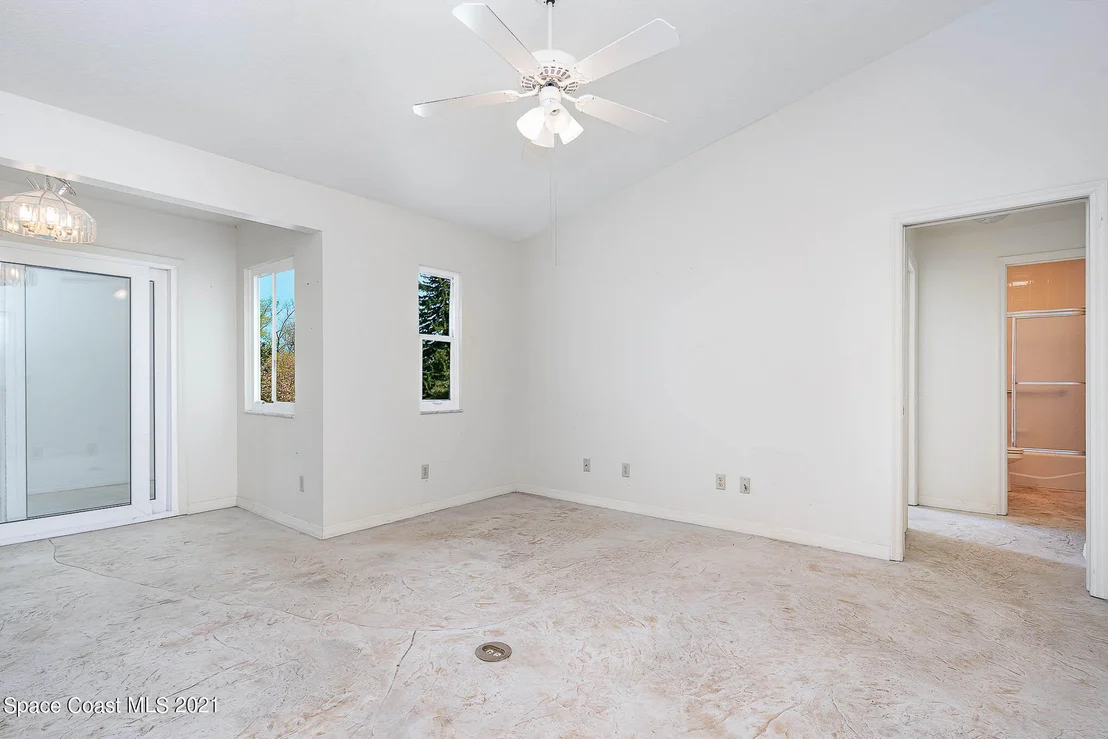 Photo of 1568 Independence Avenue