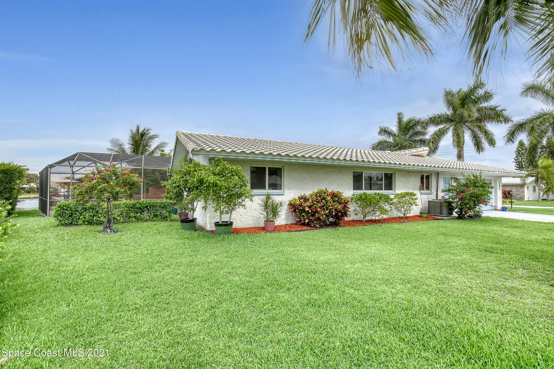 Photo of 307 Brightwaters Drive