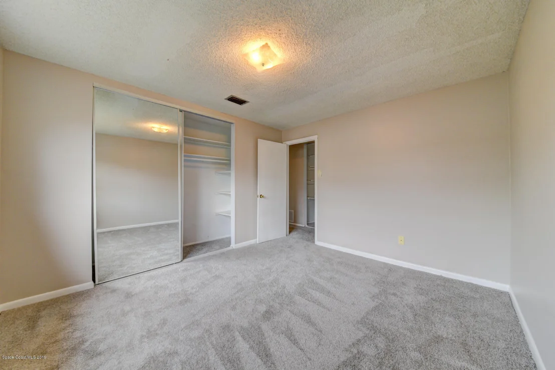 Photo of 909 Jefferson Road