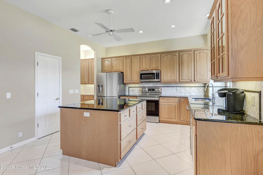 Photo of 961 Palm Brook Drive