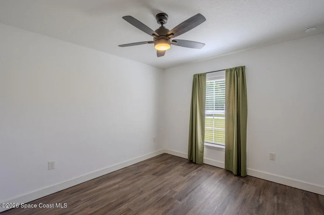 Photo of 2655 Laurel Road