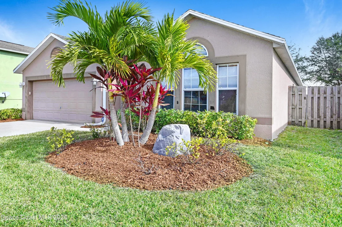Photo of 1722 Sorento Circle