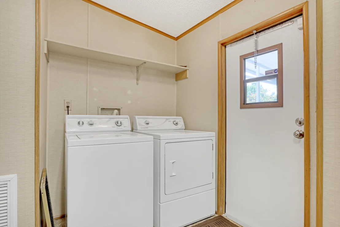 Photo of 376 Robyn Street