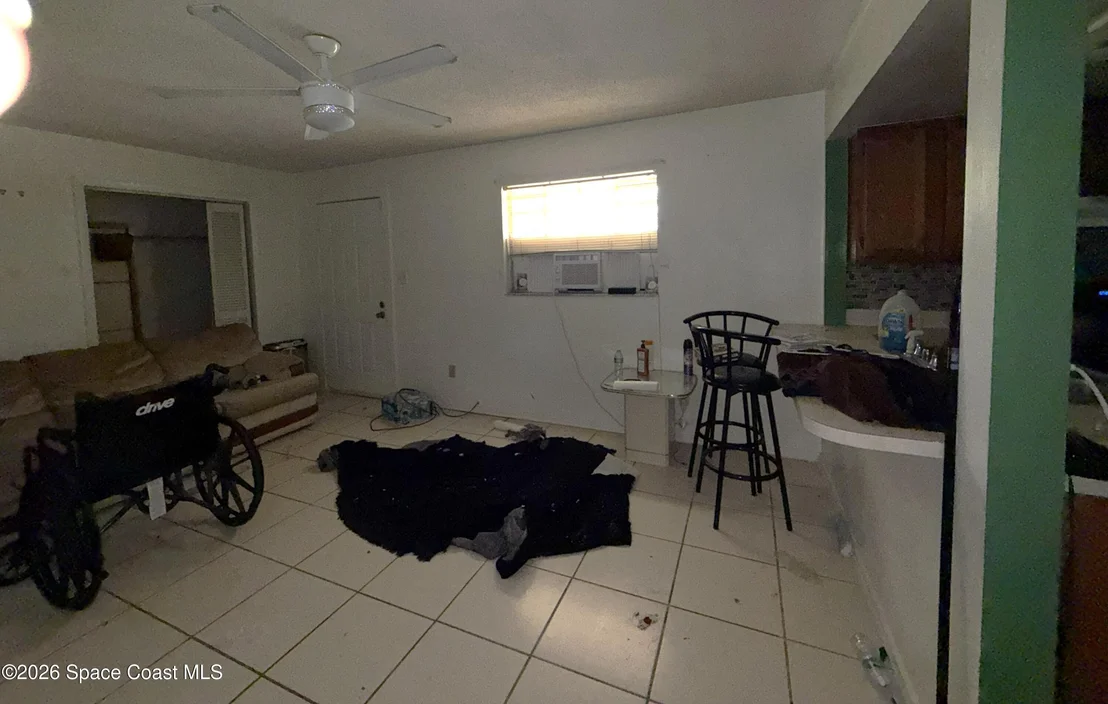 Photo of 4200 Devoe Avenue