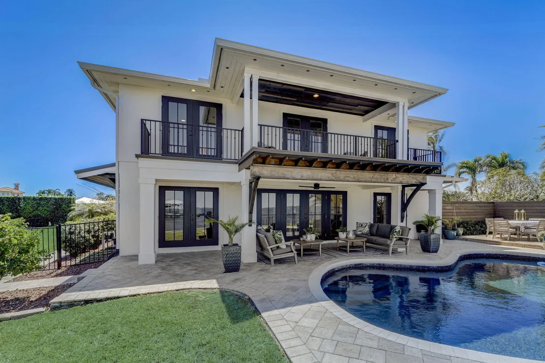 Photo of 451 River View Lane