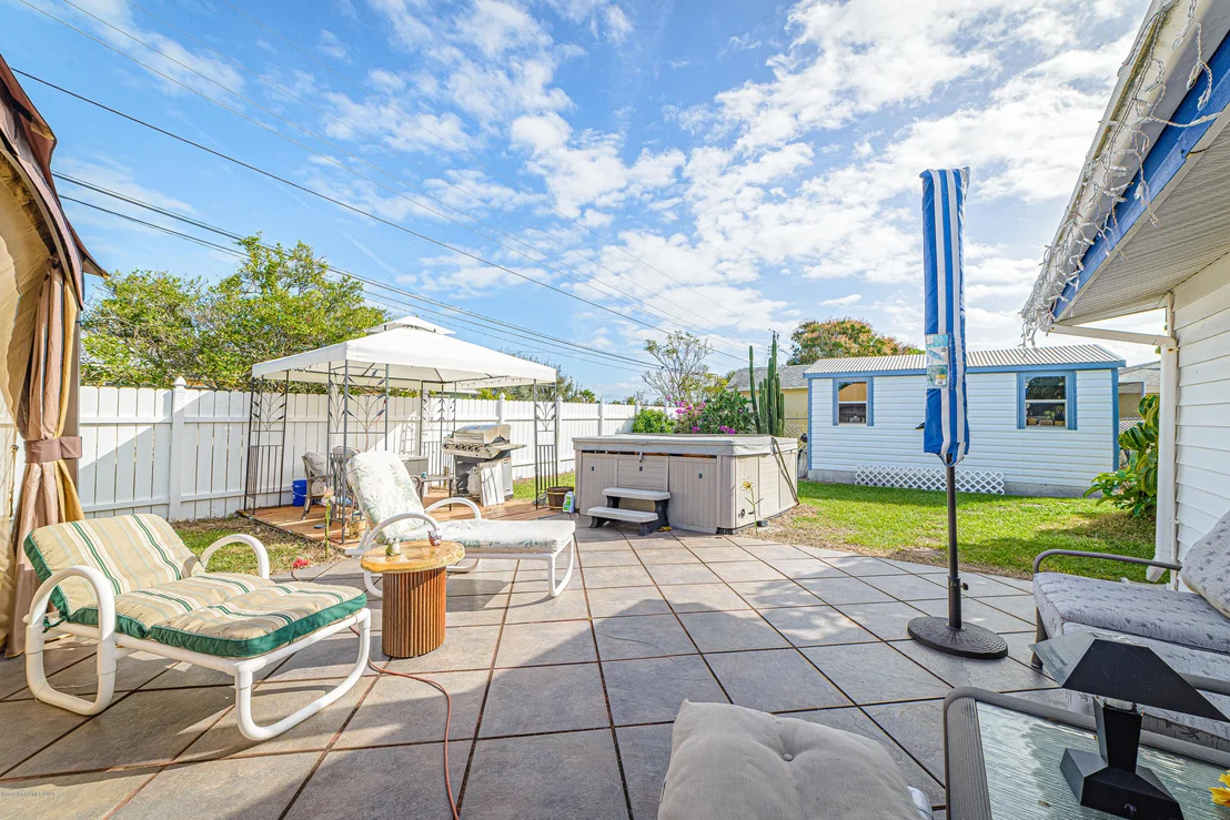 Photo of 1023 Eyerly Lane NE