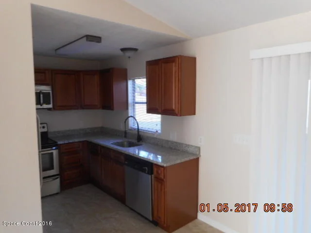 Photo of 5390 Holden Road