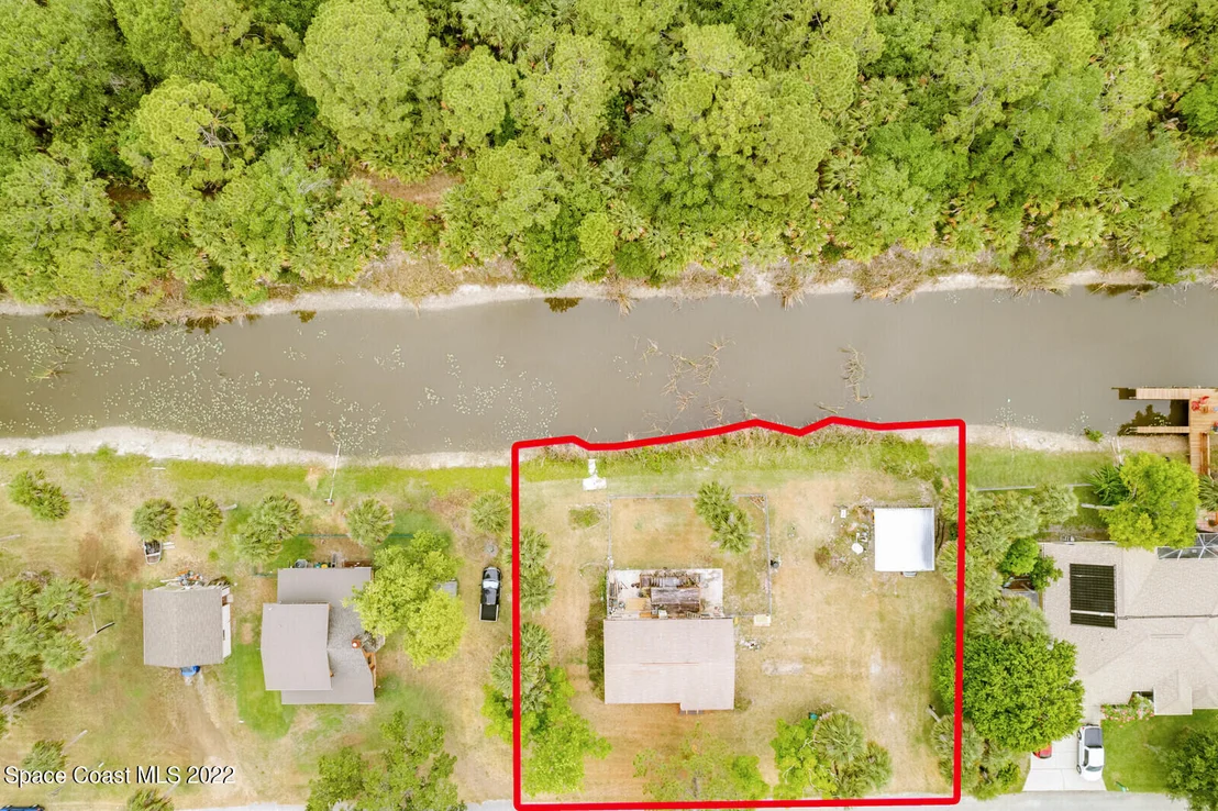 Photo of 5080 Evinrude Road