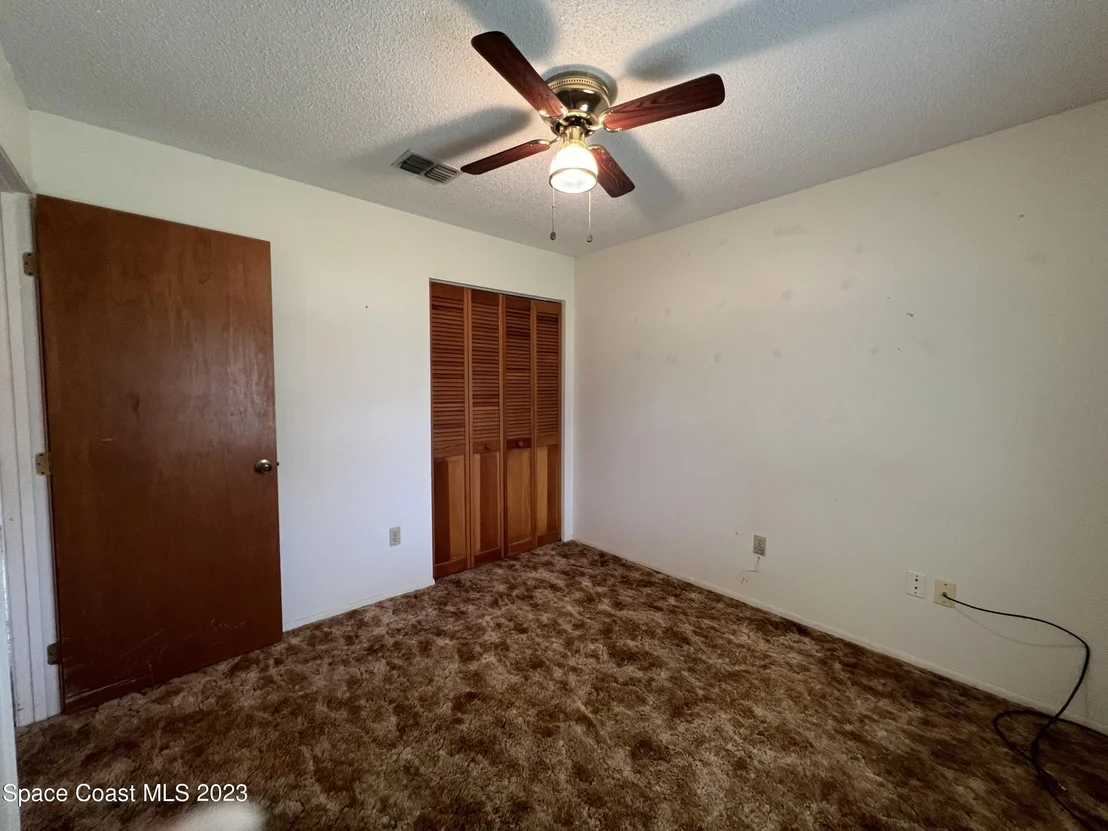 Photo of 946 Elkcam Boulevard