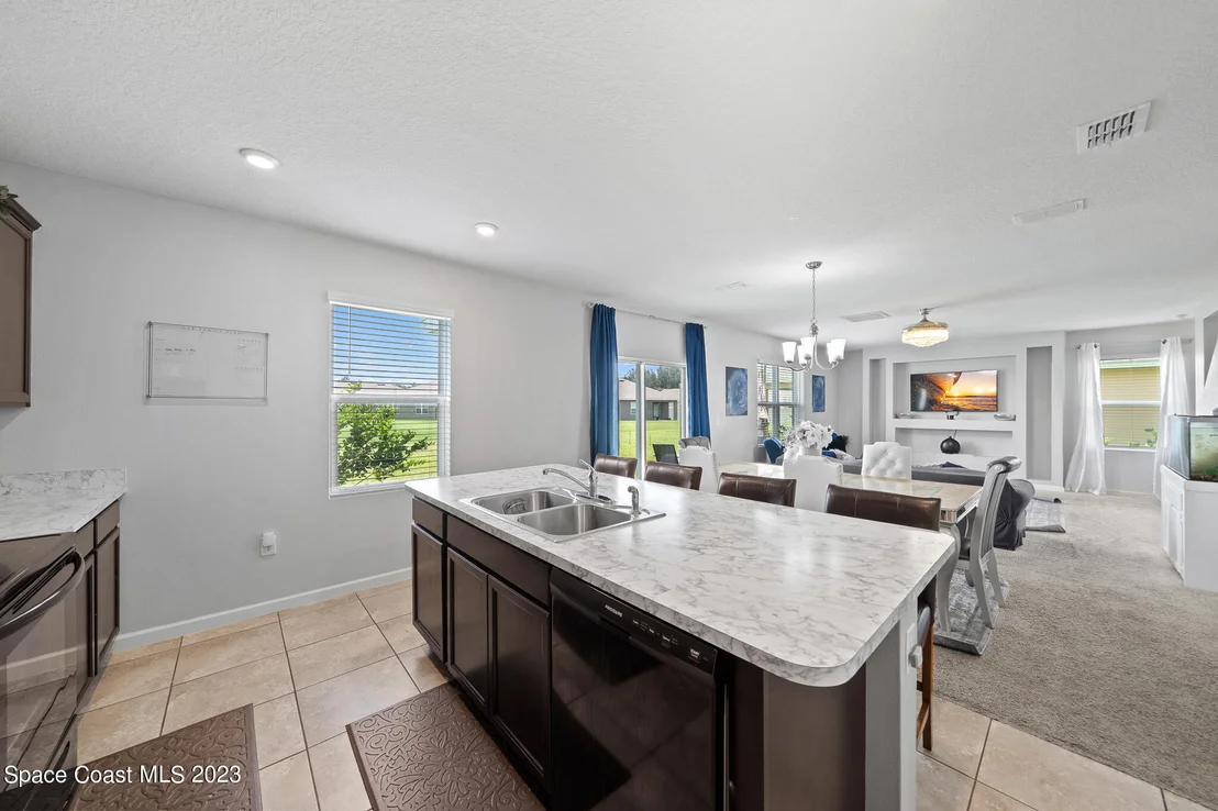 Photo of 215 Sorrento Drive