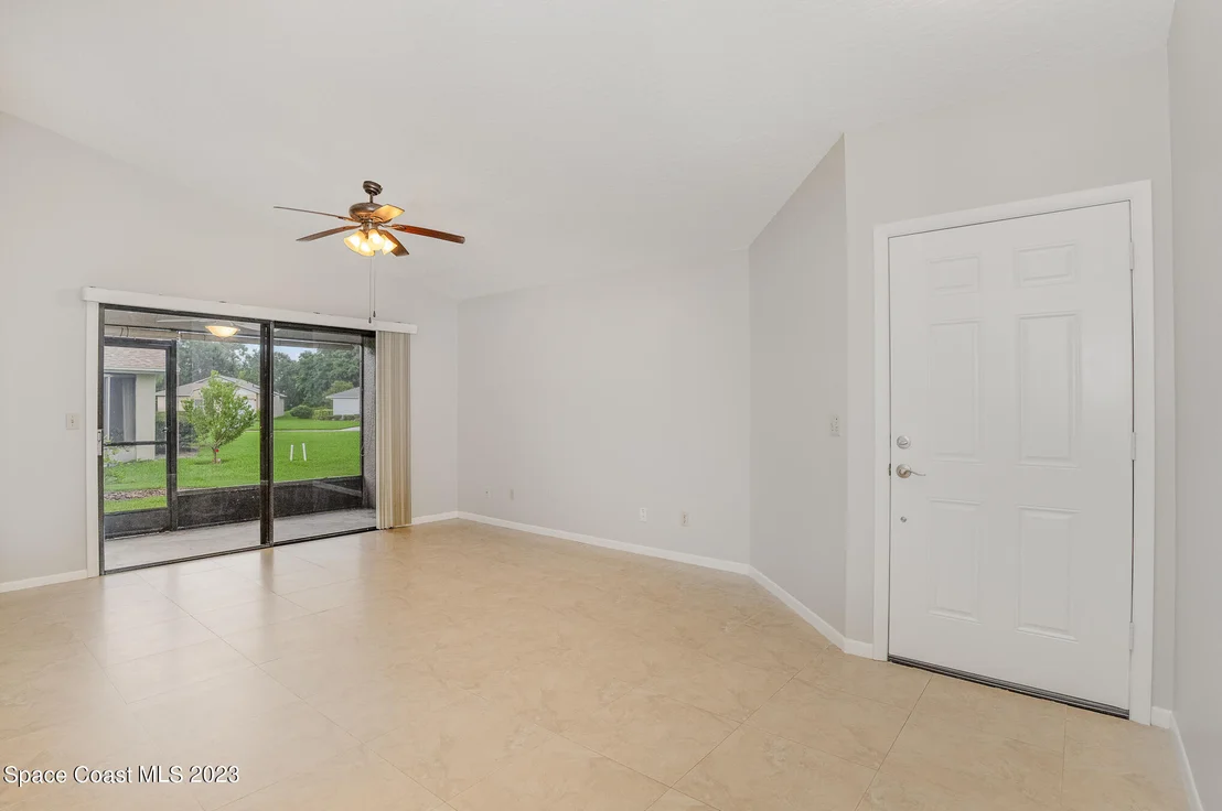 Photo of 504 Oak Mont Place
