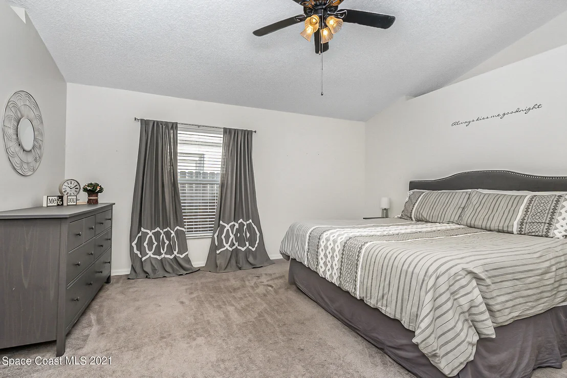 Photo of 1632 Vista Lake Circle