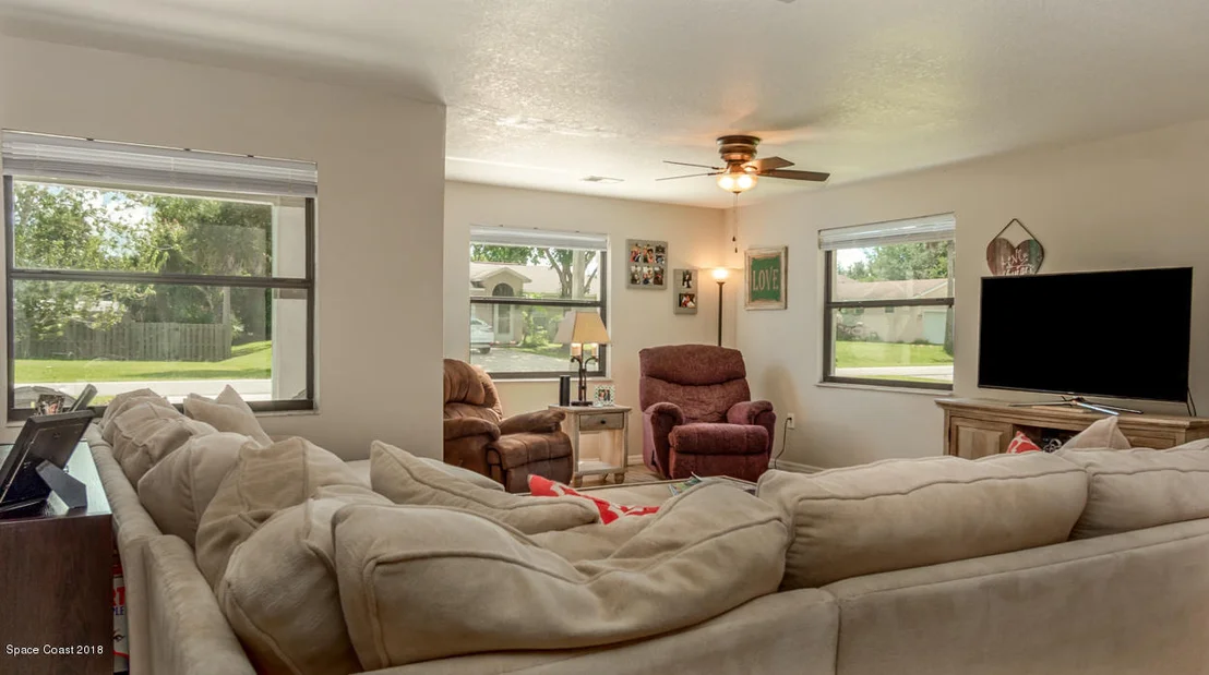 Photo of 6470 Bamboo Avenue