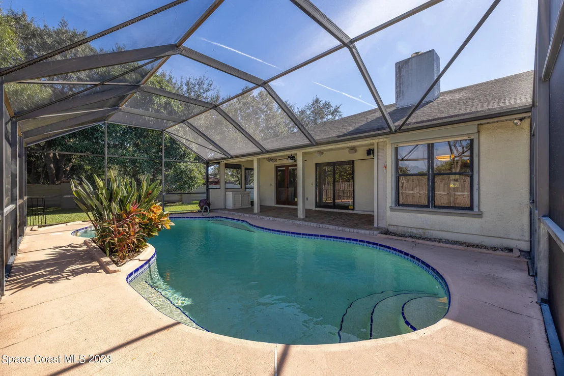 Photo of 2288 Hamlet Drive