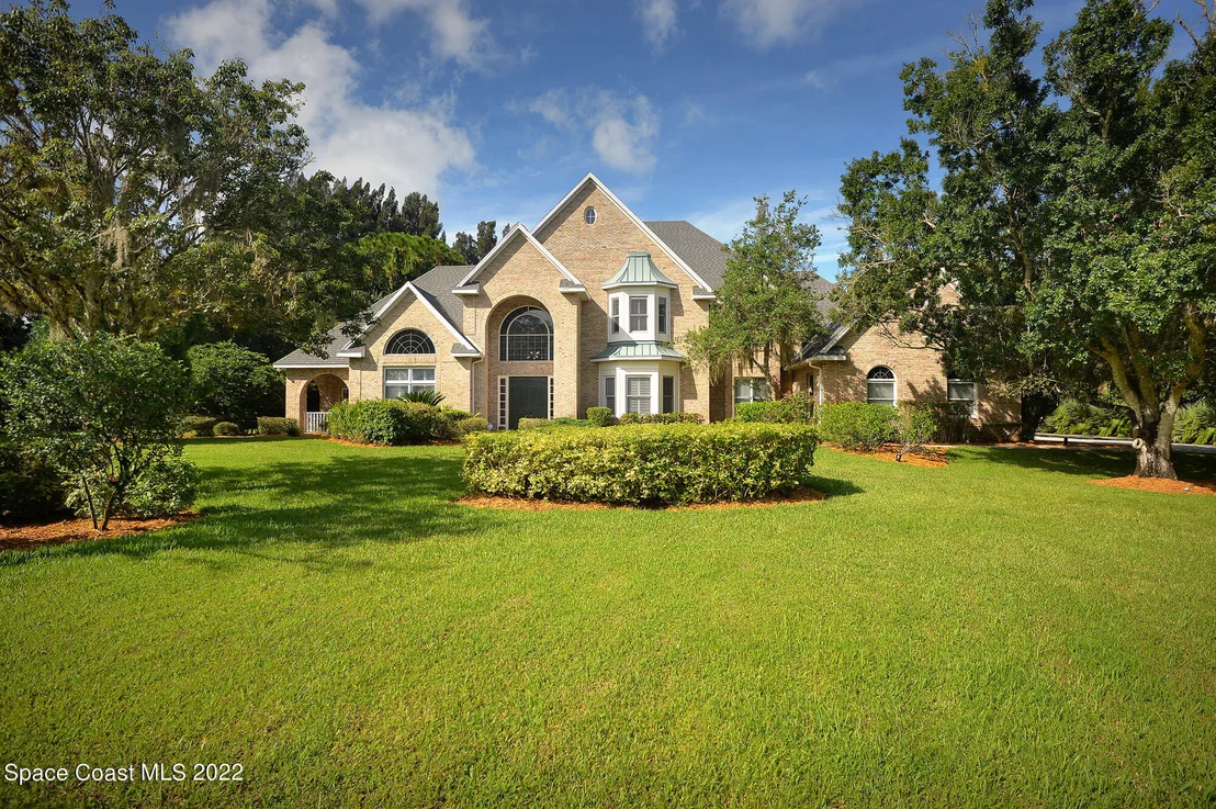 Photo of 3935 Hidden Oaks Lane