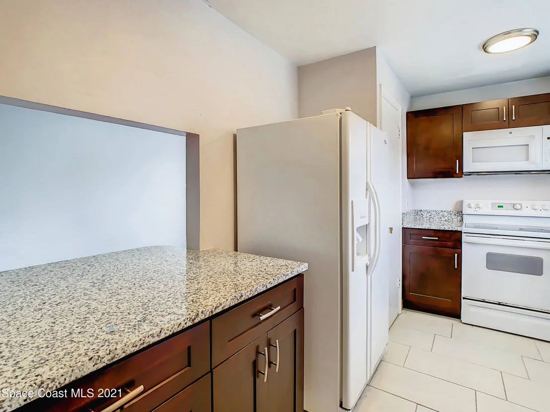 Photo of Unit 3 at 4100 Pershing Pointe Place