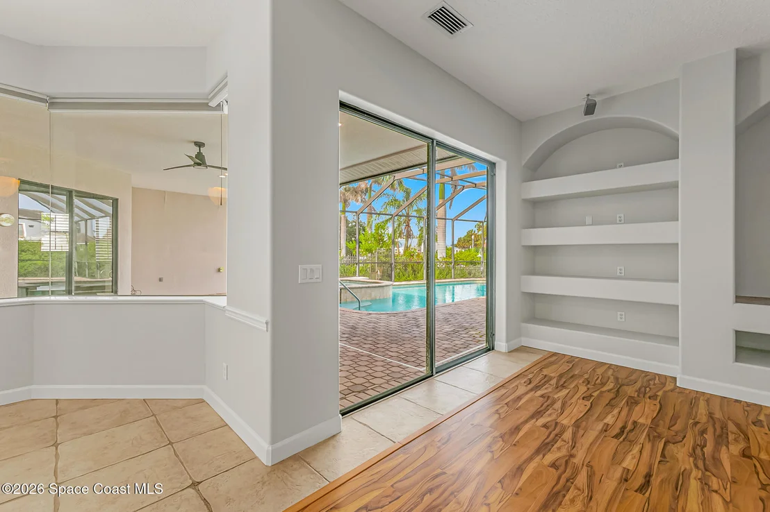 Photo of 515 Lanternback Island Drive
