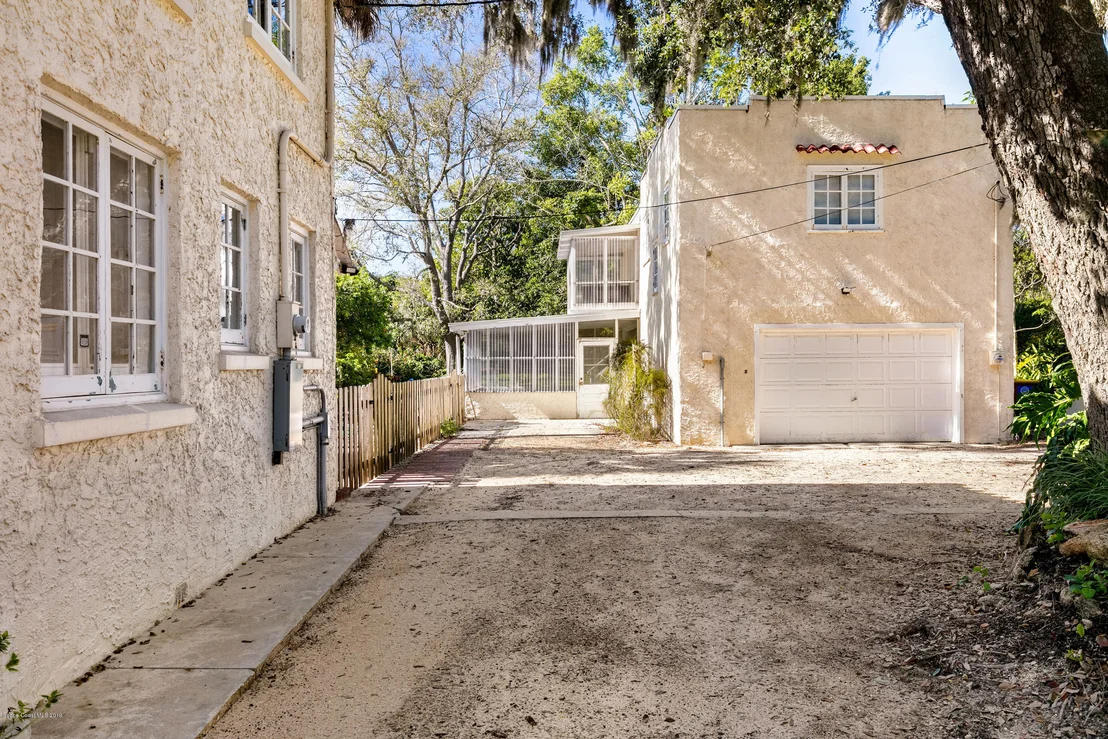 Photo of 1305 Rockledge Drive
