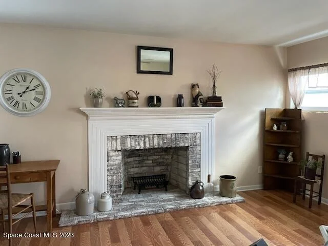 Photo of 1052 Myrtle Lane
