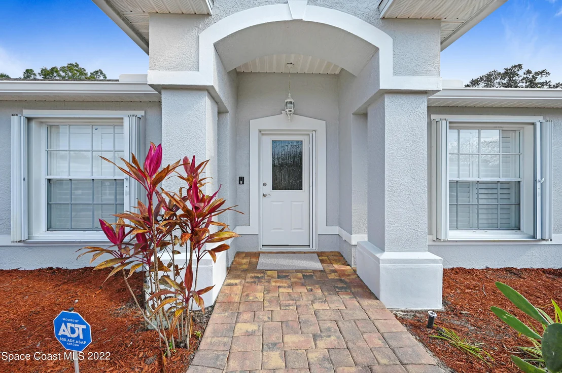 Photo of 1367 Hill Avenue